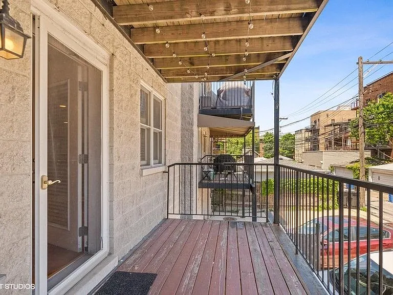 3633 N Wilton Ave #1 — Photo 16