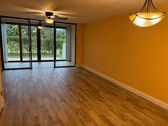 5th image of 4411 Trevi Ct APT 106