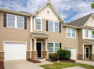 824 Summerlake Dr, Fort Mill, SC 29715