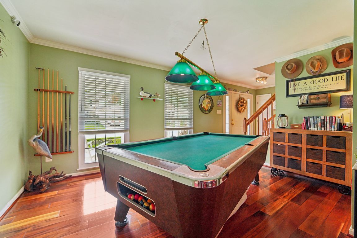 next background image