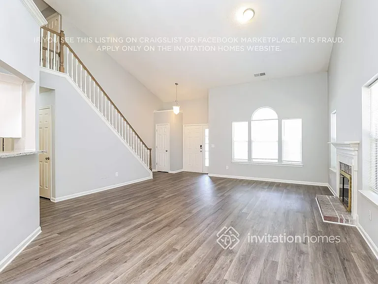 14736 Sapphire Ln — Photo 6