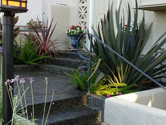 2nd image of 1554 Seascape Blvd