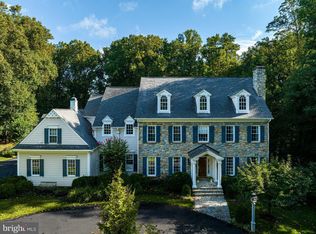 347 Springvale Rd, Great Falls, VA 22066