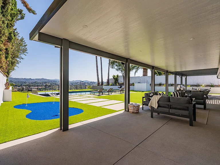 5718 Wallis Ln — Photo 38