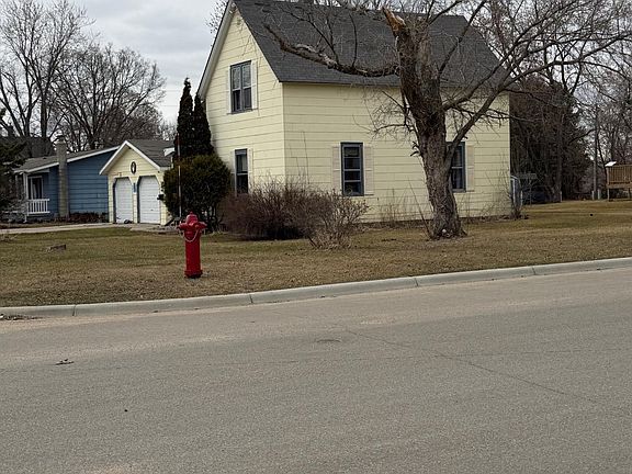 3rd image of 357 5th Ave SW