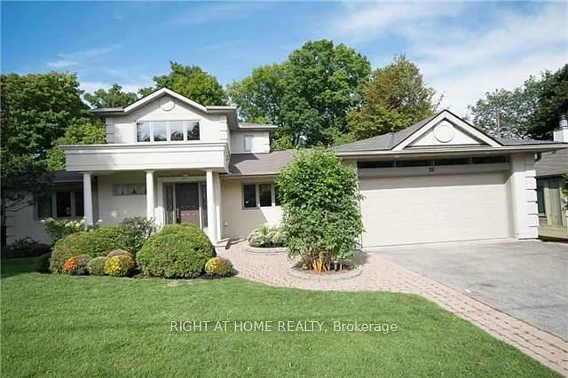 28 Restwell Cres