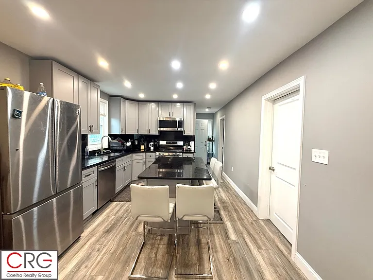 14 Vermont Ave #3 — Photo 13