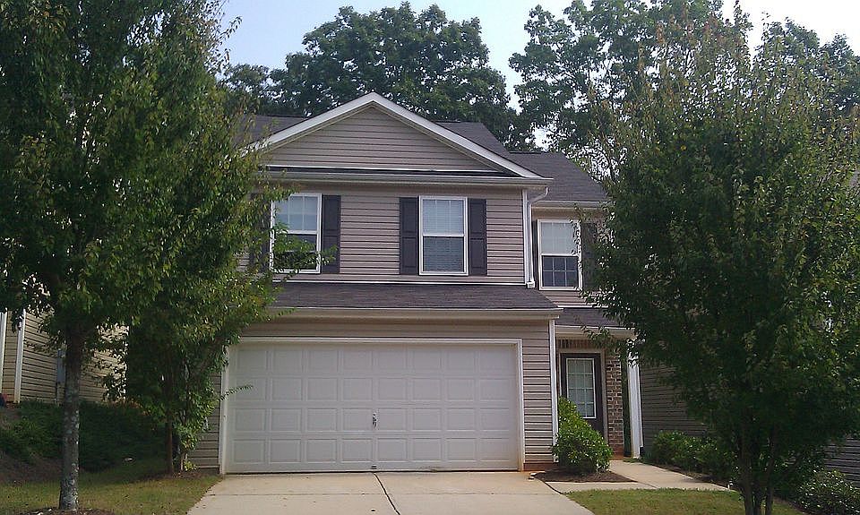 1st image of 2790 Mayfair Dr