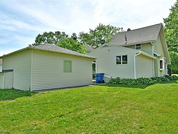 4th image of 722 5th St