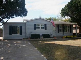 4827 6th St, Lubbock, TX 79416