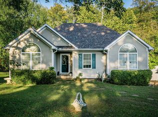 1805 Deer Run Rd, La Grange, KY 40031