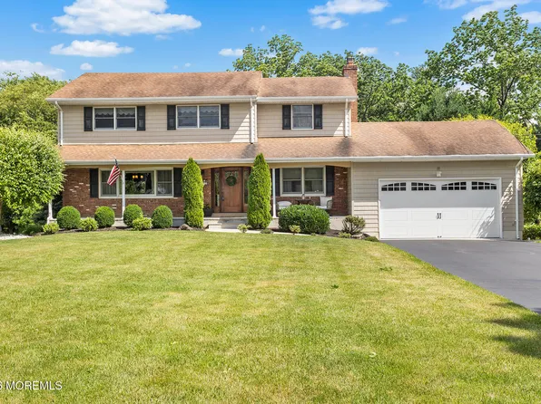 22 Meadowbrook Lane, Freehold, NJ 07728