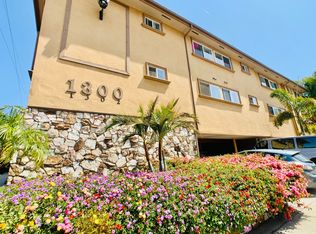 1300 S Barrington Ave APT 5, Los Angeles, CA 90025