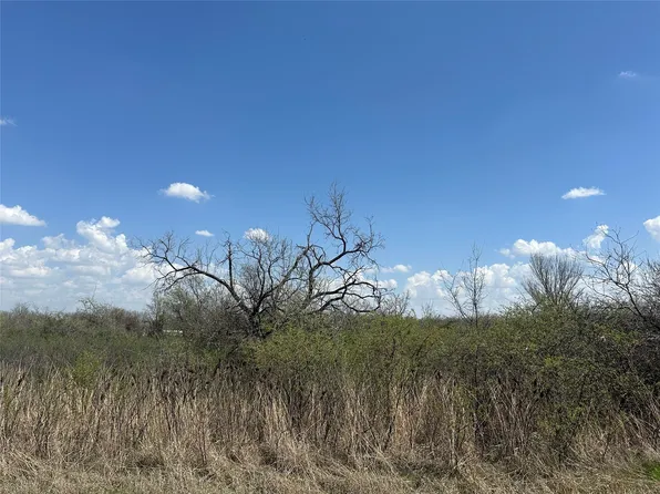 3 County Road 3855, Poolville, TX 76487