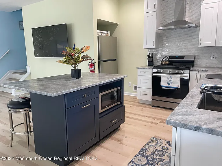 68 E Pacific Way — Photo 6