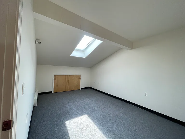 345 Farrell St #403 — Photo 3