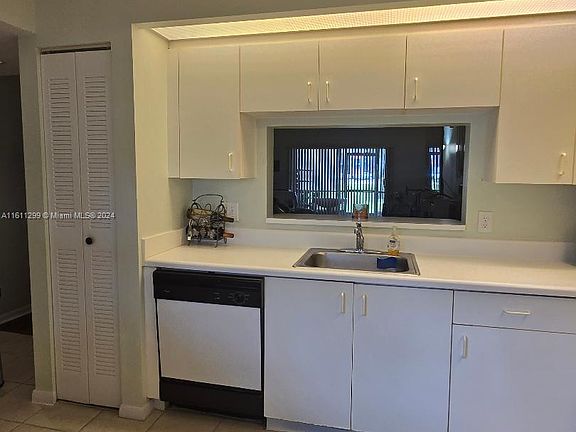 3rd image of 700 SW 137th Ave APT 107H