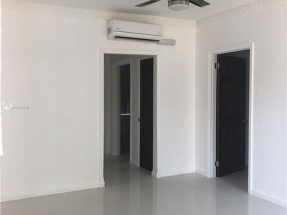 2nd image of 733 Michigan Ave #2