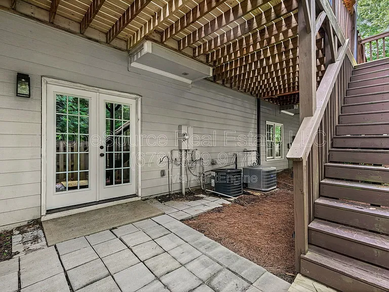 12030 Stone Brook Cv — Photo 32