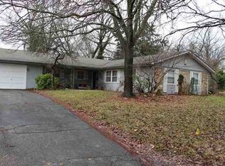 1 Club Ridge Ln, Willingboro, NJ 08046