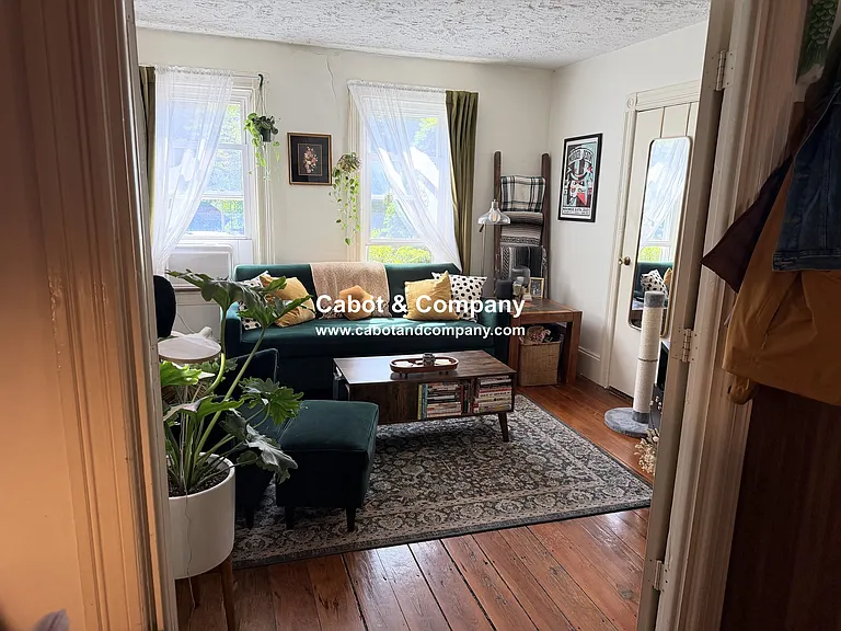 14 Mead St #1 — Photo 5