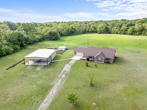 3rd image of 254 Jackson Rd