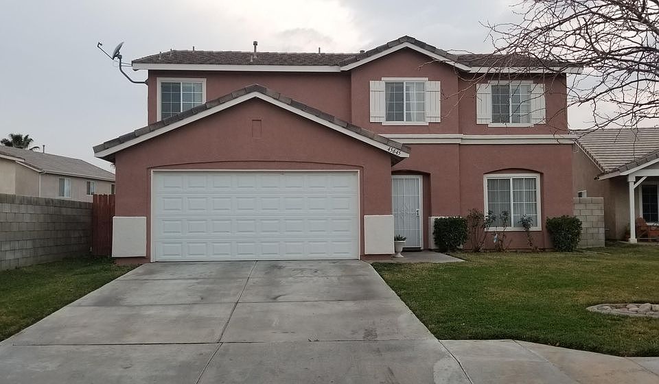 1st image of 45645 Trafalgar Dr