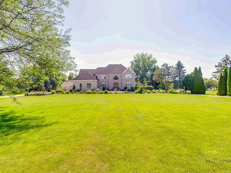 14 Pentwater Dr — Photo 45
