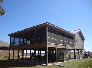 932 Eagle Lake Shore Rd, Vicksburg, MS 39183