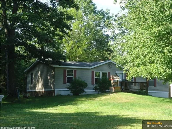 218 Hebron Rd, Oxford, ME 04270