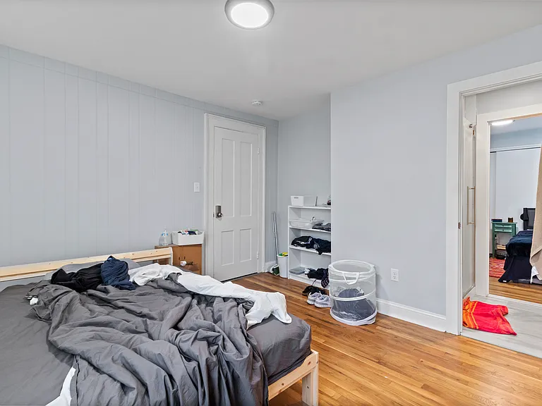 20 Pearl St #2 — Photo 17