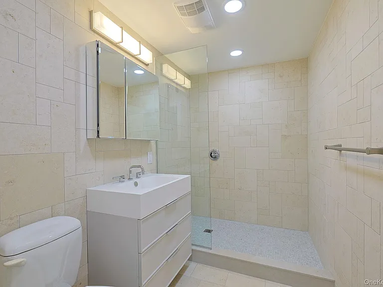 437 Oscawana Lake Rd #435 — Photo 10
