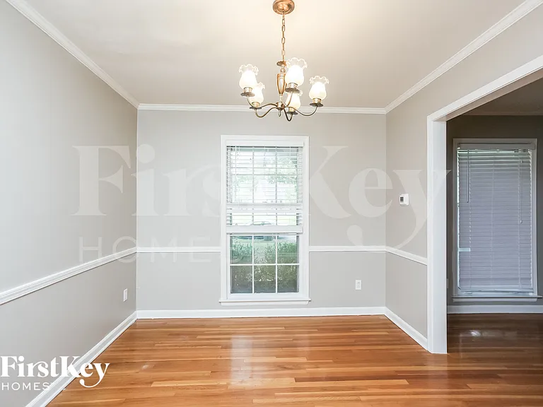 5482 Timmons Ave — Photo 5