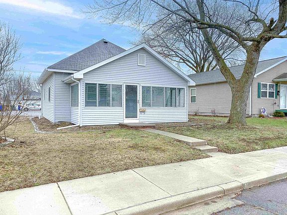 2nd image of 1420 N Purdum St