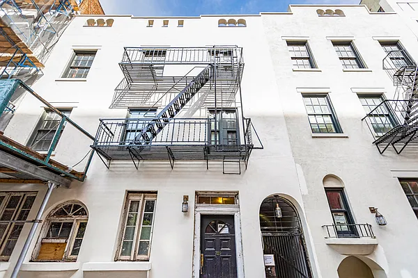 Rented by Oxford Property Group | media 13