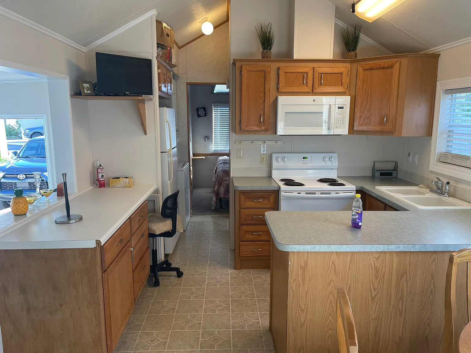 2 bed, 756 sqft, $1,650 — Photo 4
