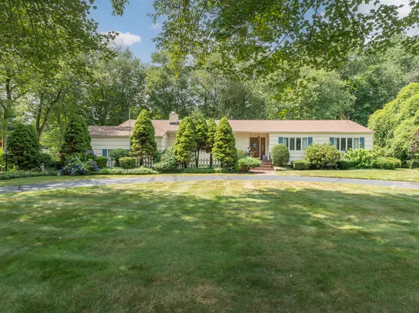 561 Skiff Street, North Haven, CT 06473