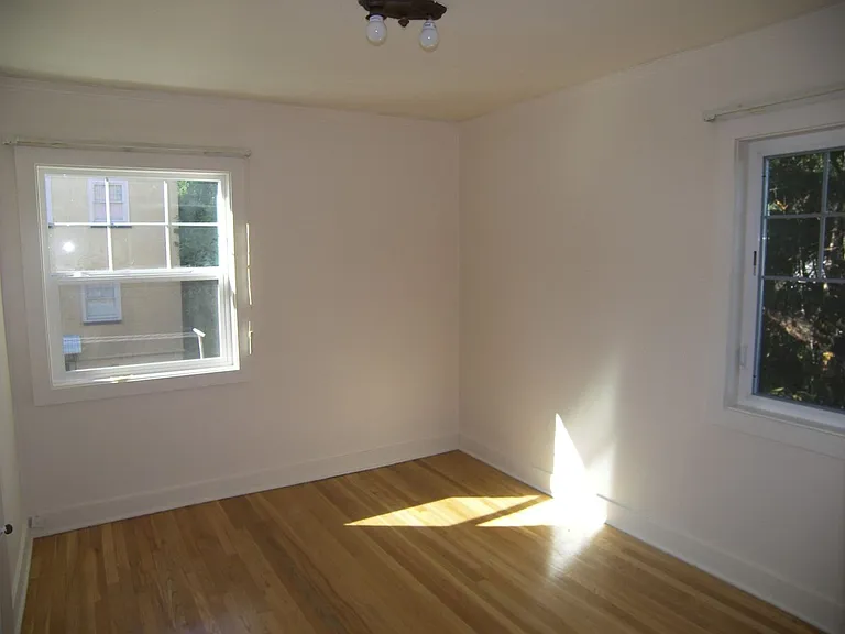 3117 SE Ankeny St #1-10 — Photo 14