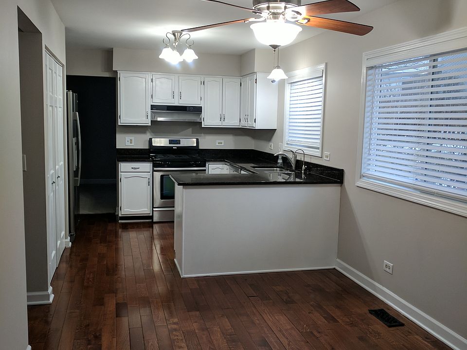 1st image of 722 Cutters Mill Ct