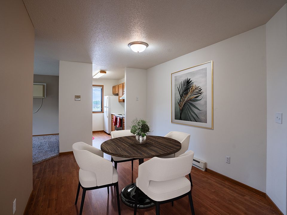 Fargo, ND Briar Pointe Apartments | Dining