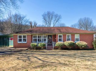 703 Peck Rd NE, Huntsville, AL 35801