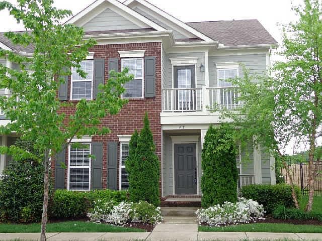 1st image of 1418 Burnside Dr