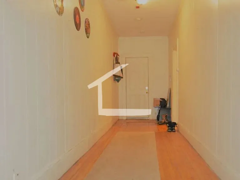 204 Harvard Ave #3 — Photo 12