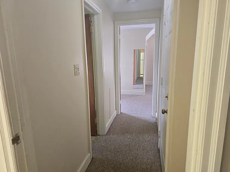 404 W Fairmount Ave — Photo 6