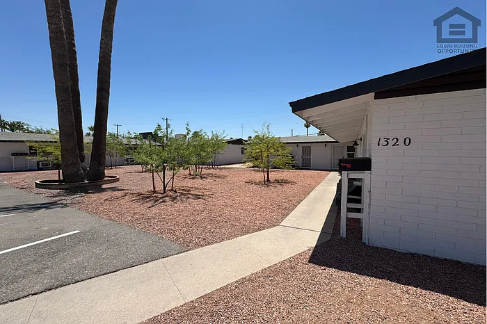 2 bed, 1.0 bath, 535 sqft, $999 — Photo 4