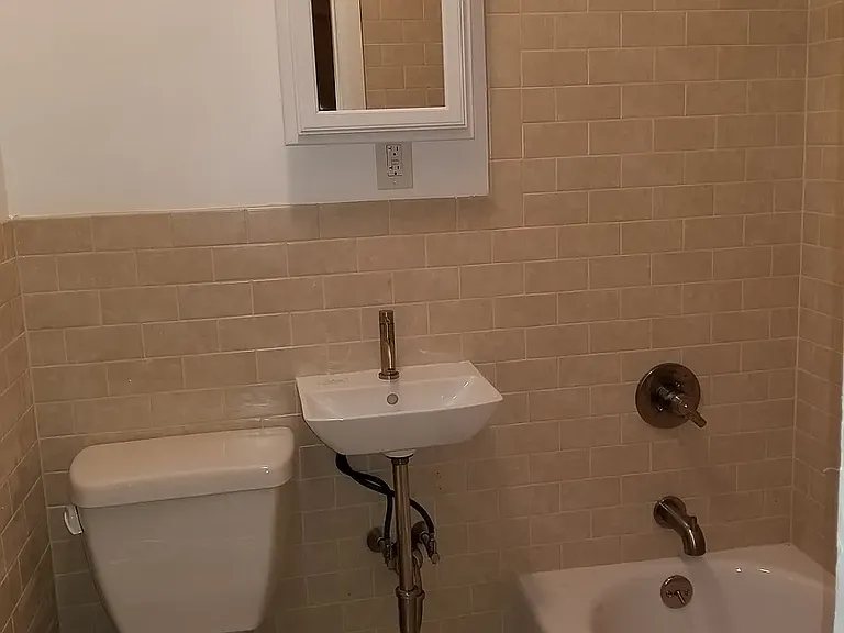 154 Prospect Park W #3R — Photo 5