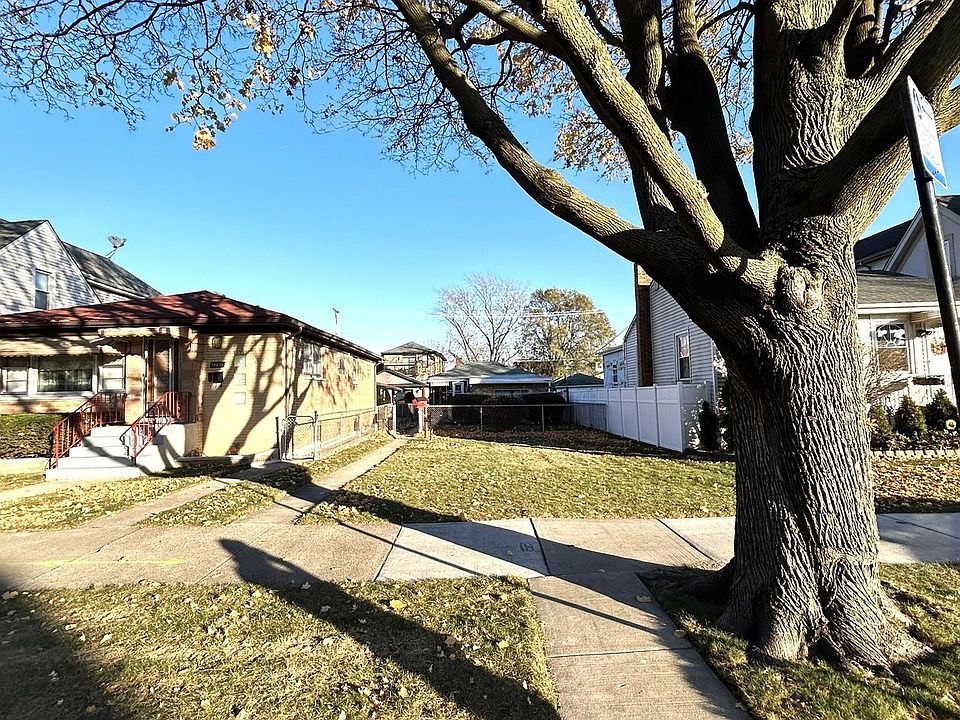 1st image of 3751 N Odell Ave