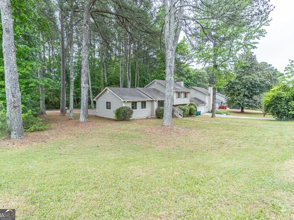 602 Brighton Dr, Lawrenceville, GA 30043