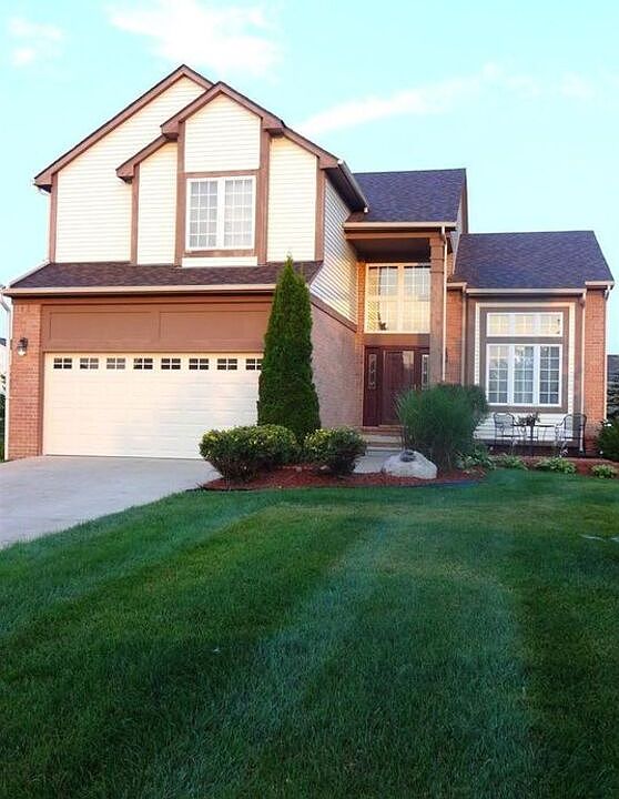 1st image of 292 Sandrock Ct