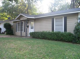1300 S Clay St, Kaufman, TX 75142